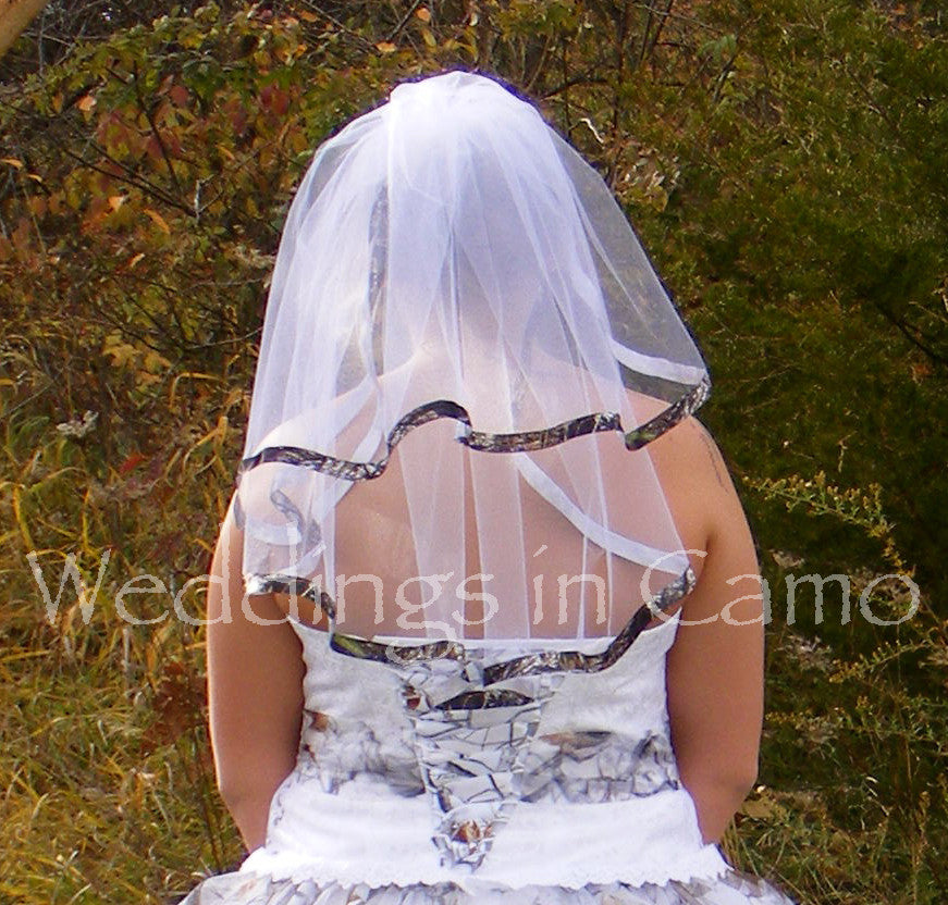 wedding veil trimmed in camo ribbon