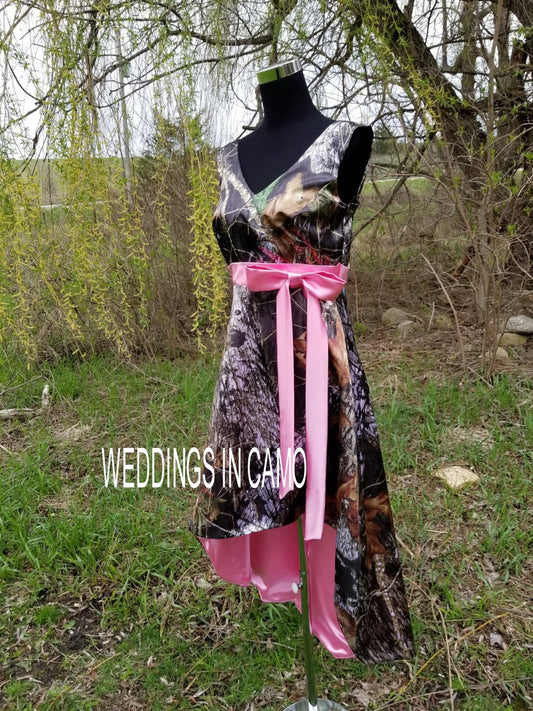 Mossy oak dress high low hemline trimmed in pink