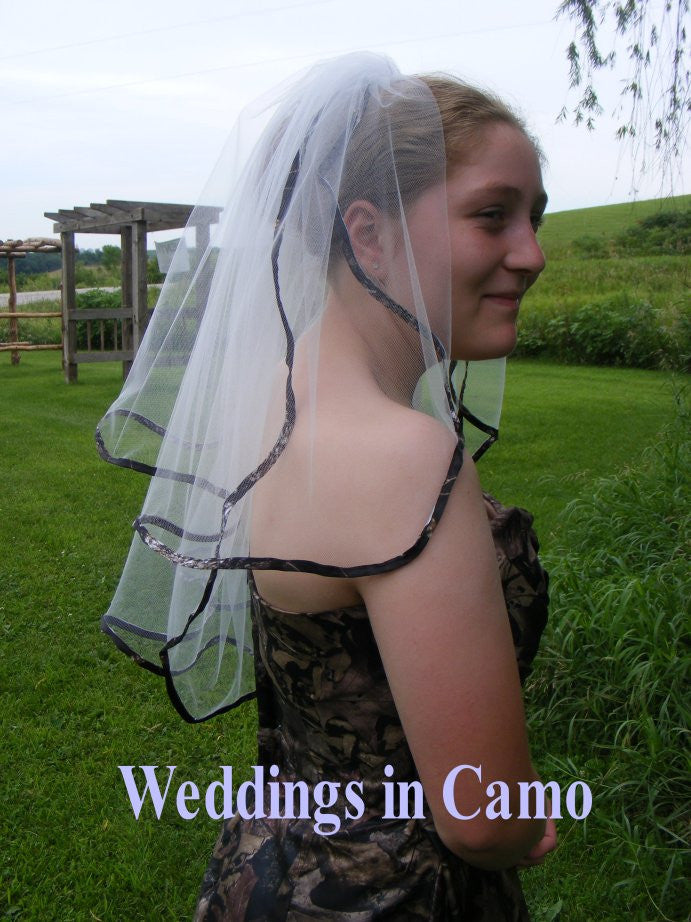 wedding veil edged in camo ribbon