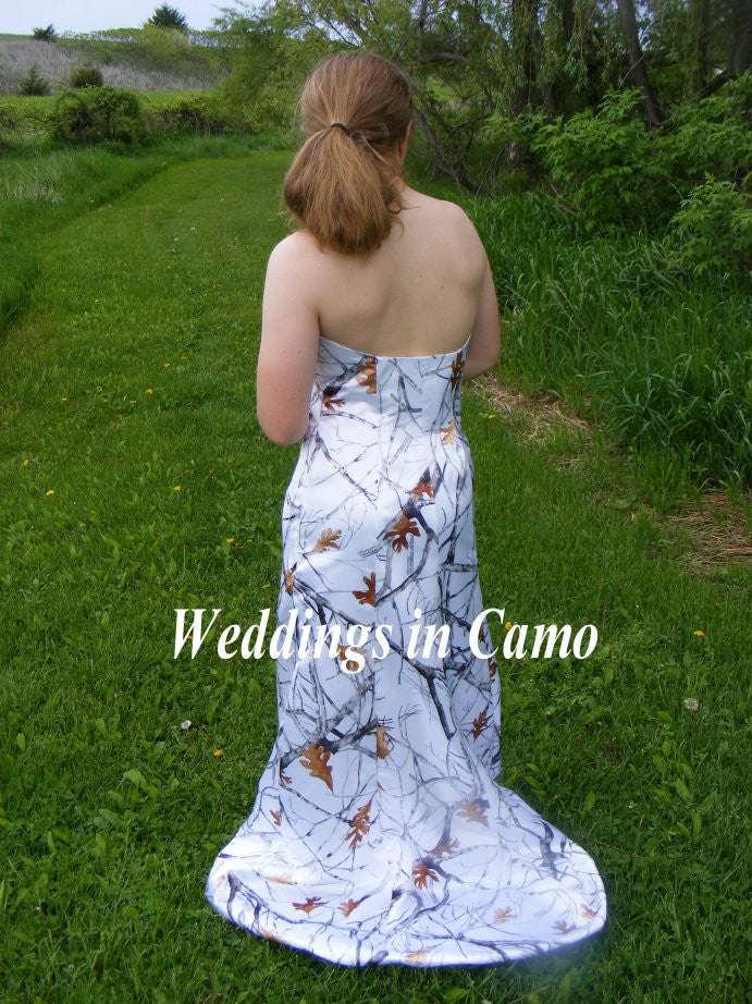 camo weddding dress